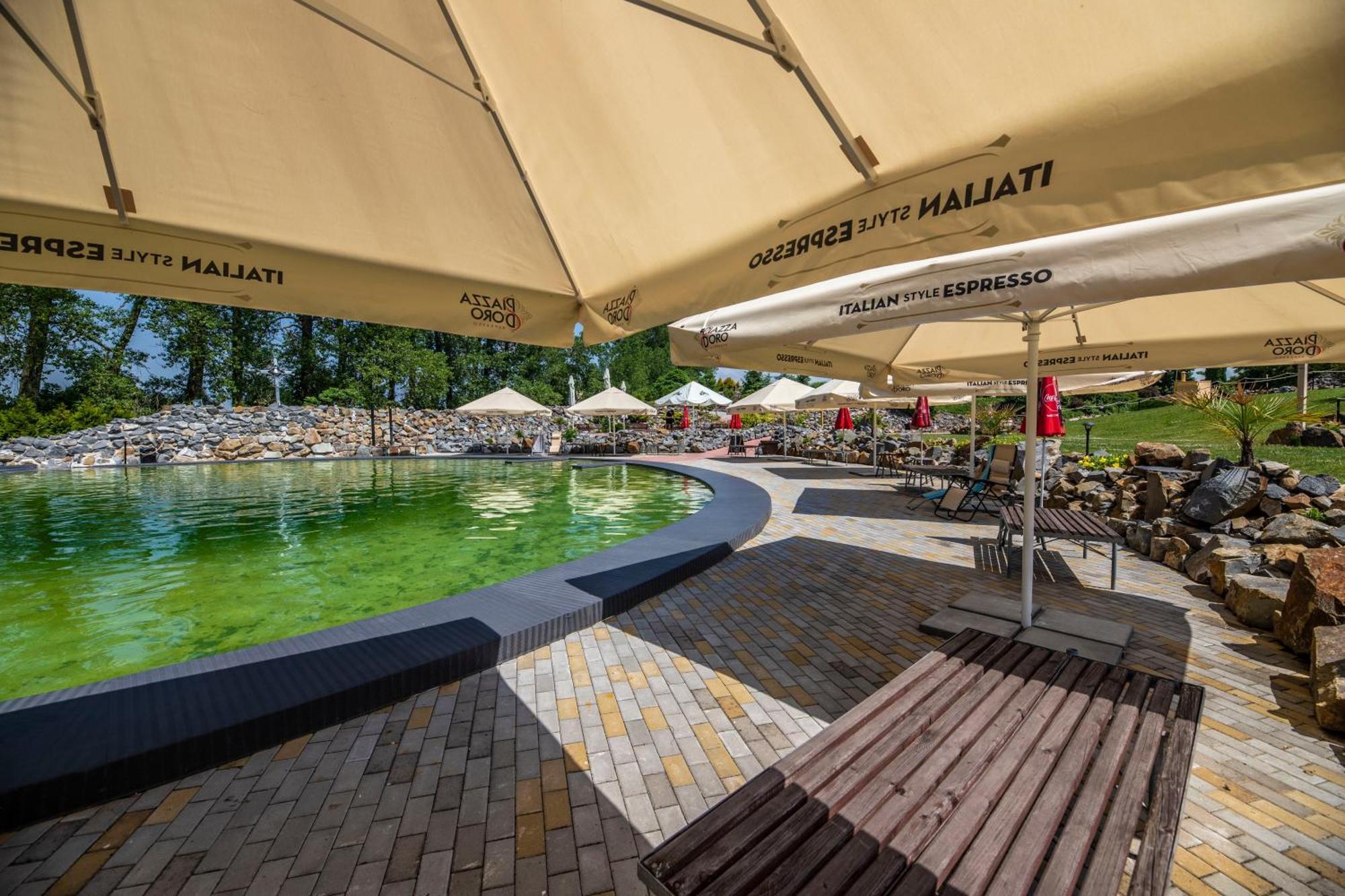 Hotel Allvet Drnovice  Екстер'єр фото