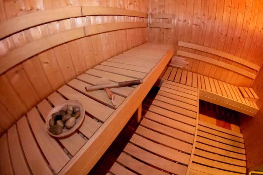 Hotel Allvet Drnovice  Екстер'єр фото